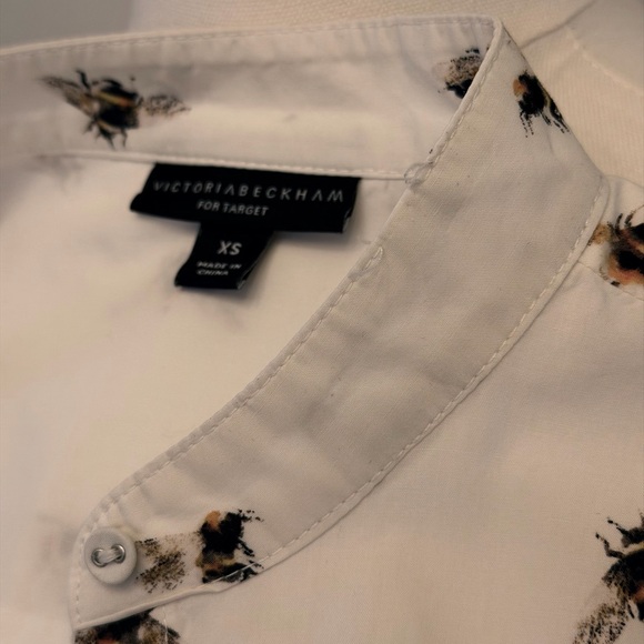 Victoria Beckham for Target Iconic Bee Print Blouse Structured Designer Top - Picture 14 of 15
